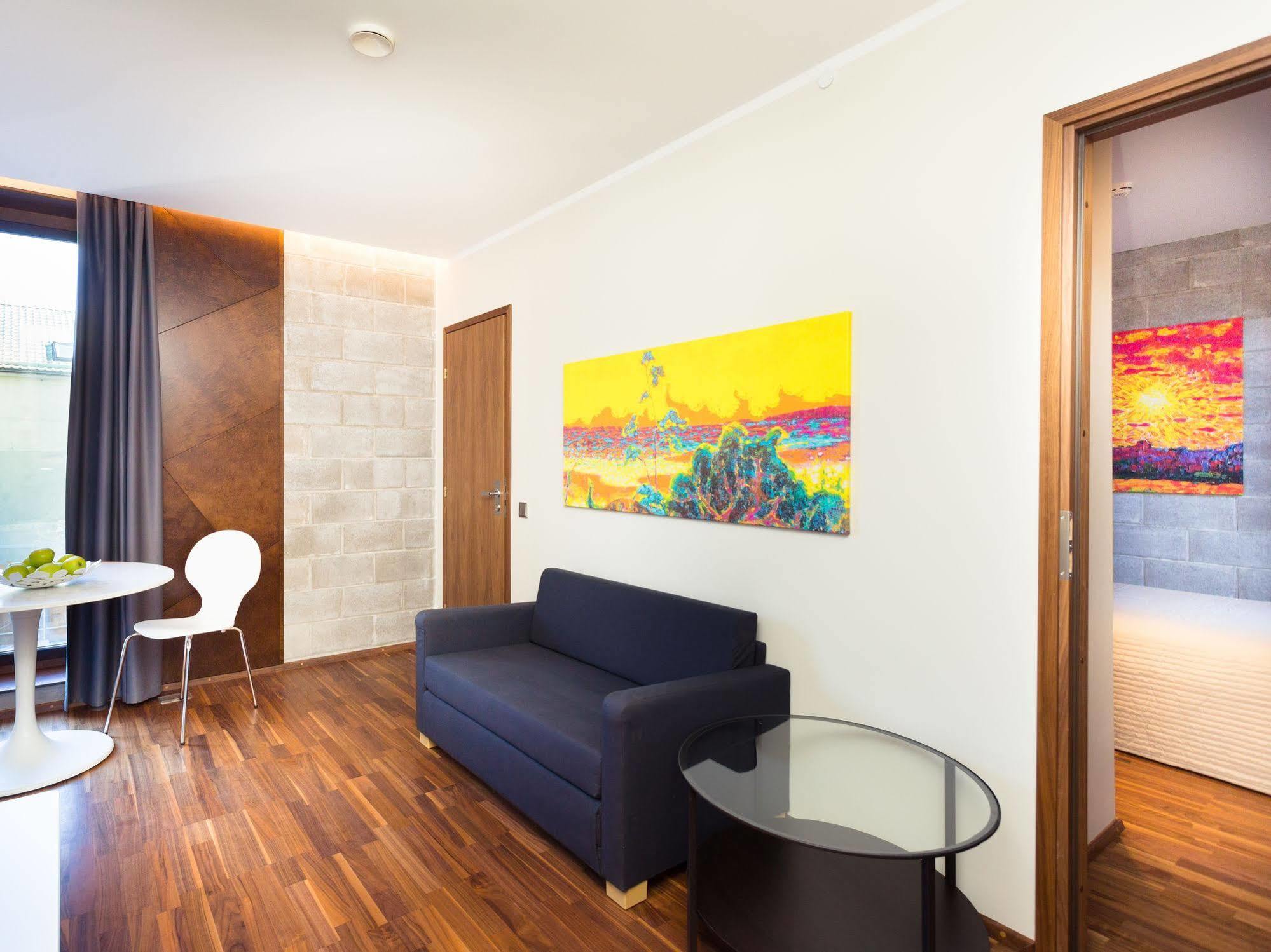 Konrad Old Town Aparthotel Tartu Luaran gambar